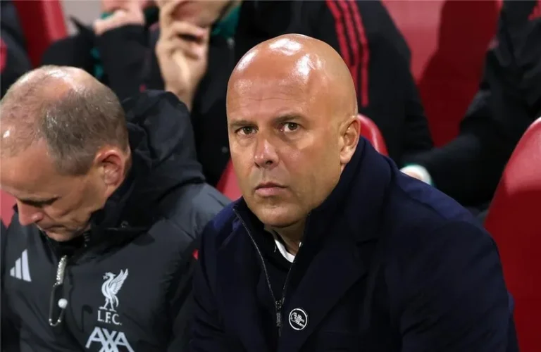 أرني-سلوت-يتخذ-قرارا-مفاجئا-قبل-مباراة-ليفربول-وكريستال-بالاس.webp
