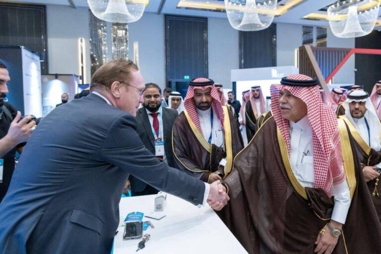 وزير-التجارة-يفتتح-أعمال-مؤتمر-إيسار-2025-بالرياض.jpeg