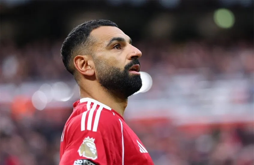 لا-يساعد-ليفربول-أسطورة-مانشستر-يونايتد-يشن-هجوما-لاذعا-على.webp