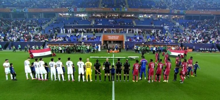 انطلاق-مواجهة-العراق-والسودان-في-كأس-العرب.jpg