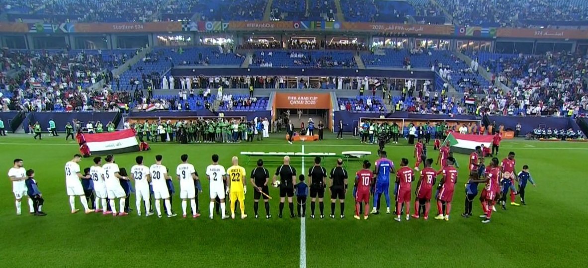انطلاق-مواجهة-العراق-والسودان-في-كأس-العرب.jpg