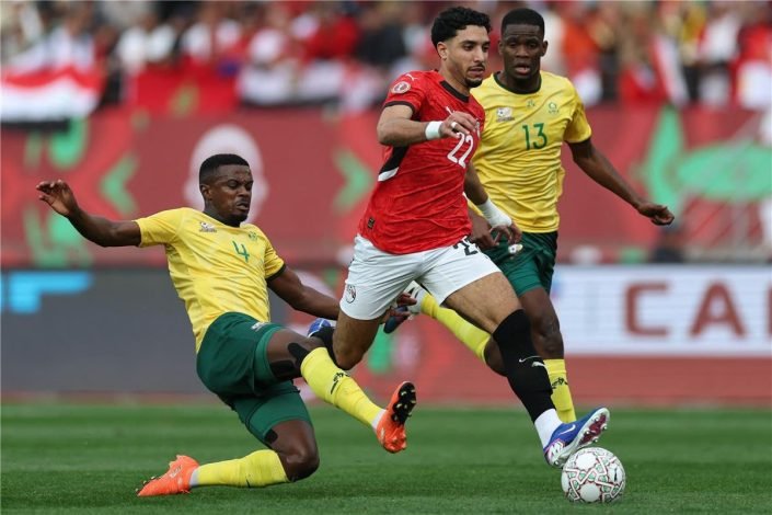 بعد-فوزه-على-جنوب-افريقيا-منتخب-الفراعنة-يتأهل-لدور-الـ.jpg