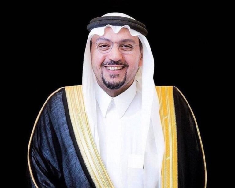 الأمير-الدكتور-فيصل-بن-مشعل-يشيد-بجهود-غرفة-القصيم.jpg