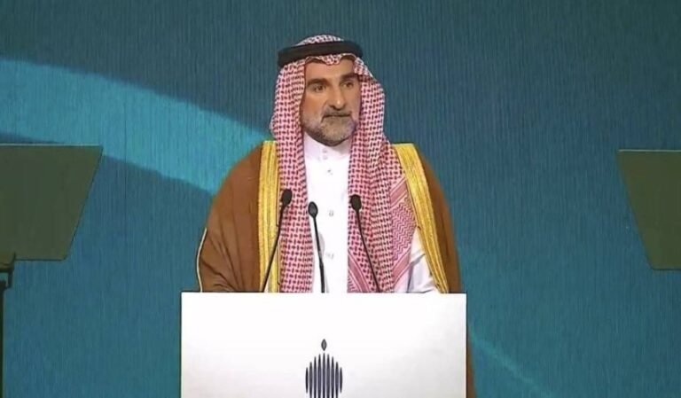 الرميان-لن-يُلغى-أي-مشروع-في-نيوم.jpg