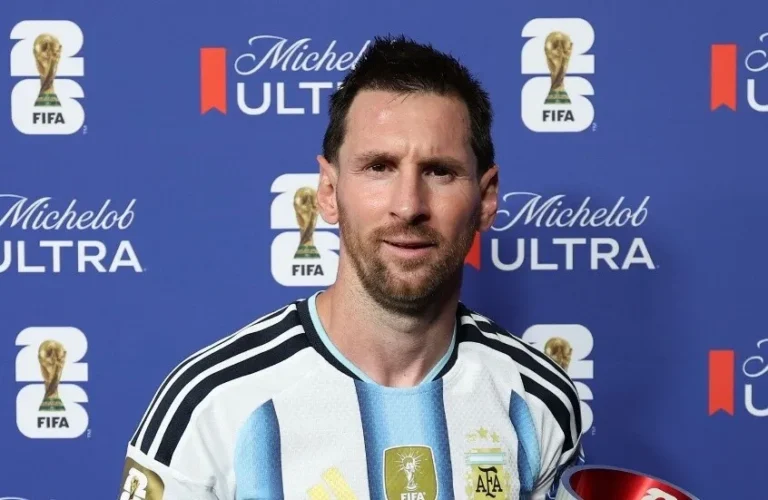 ميسي-أول-لاعب-يصل-إلى-20-هدفاً-في-تاريخ-بطولات.webp