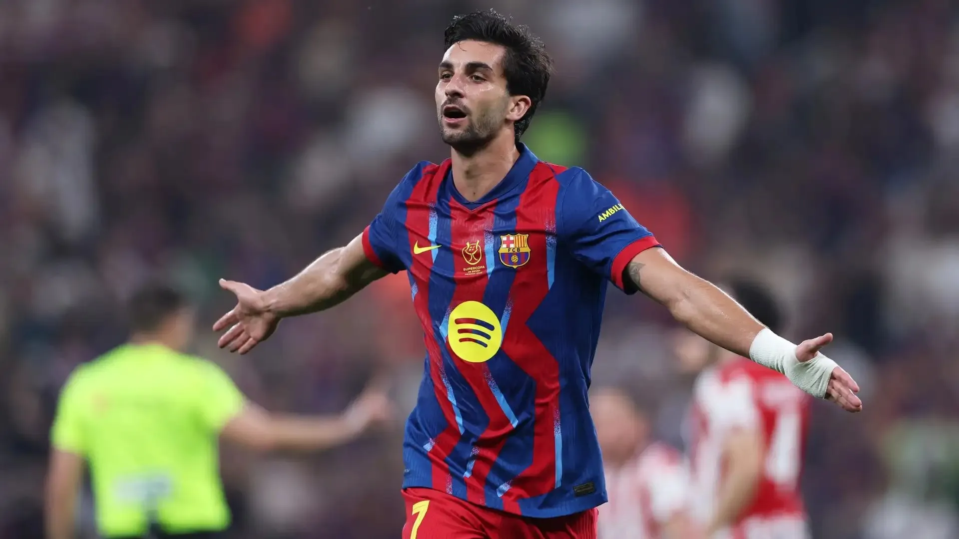 برشلونة-يستسلم-في-سباق-فيران-توريس-ويرفض-زيادة-راتبه.webp