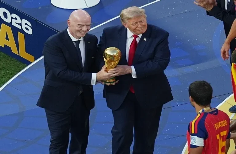 فيفا-تتراجع-عن-خطة-بيع-حصة-من-حقوق-كأس-العالم.webp
