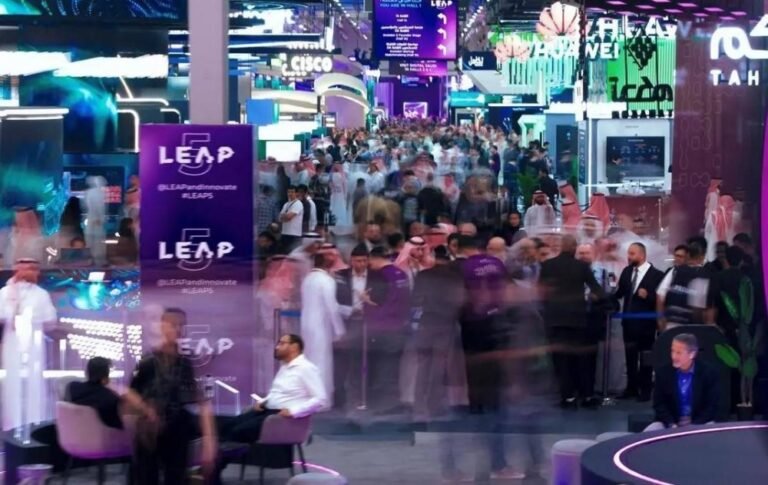 ليب-2026-25-مليار-دولار-لتعزيز-مراكز-البيانات-بالمملكة.jpg